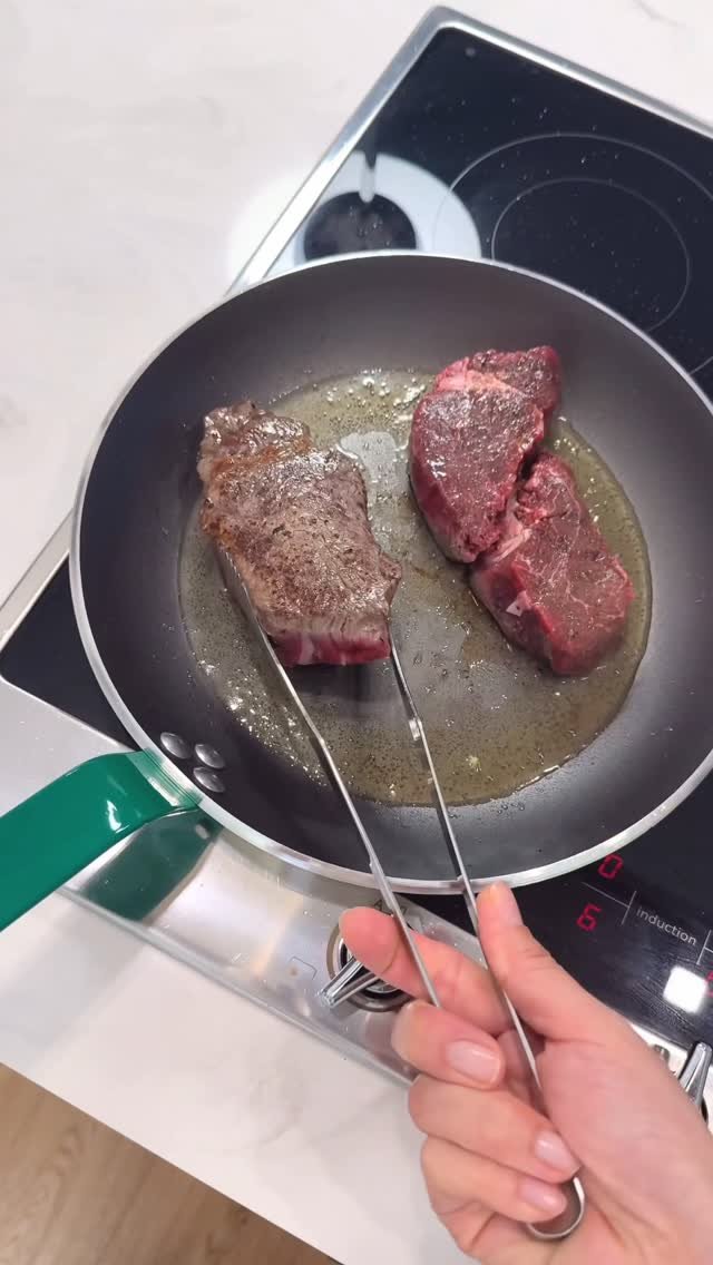 hommongmong 게시물 이미지: #안심스테이크

제일 좋아하는 안심 사와서
드부이에 쵸크팬에 구워먹기🥩

5중...