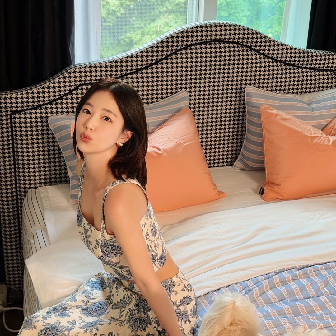 homuro.official 게시물 이미지: 호무로 X 은세로운 발견

올 여름을 식혀줄 단아하고 경쾌한 발견🔍
한정 수량으로...