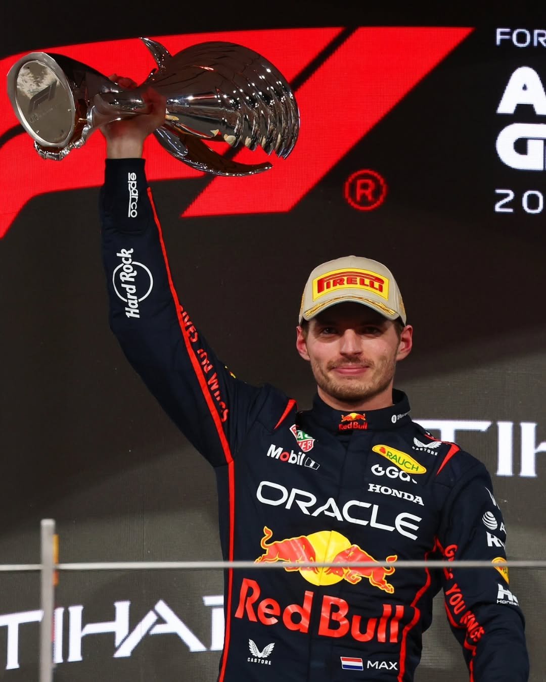 Photo by Honda Racing F1 on December 07, 2025. May be an image of racing vehicles and text that says 'R FOR ៨ 2 20 రకరరక Rock HardRock Hard IRELU く aya TedBull 0 ግት Mobila RAUCH PETORY ORACLE ORACLE GGC ग II HONDA አጠራ ล ΤΙΗΑΙ RedBuil Red Bul RAle Hardk H00 CASTORE MAX H'.