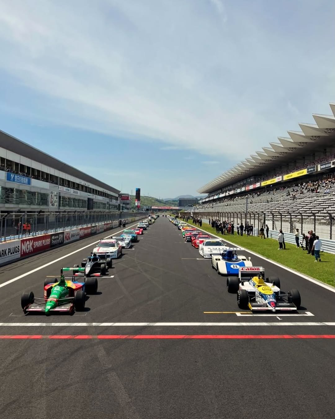 Photo by Honda Racing F1 in Fuji International Speedway with @f1, @hondajp, @fujispeedway_official, @williams.heritage, and @hondaracingglobal. May be an image of racing vehicles and text.
