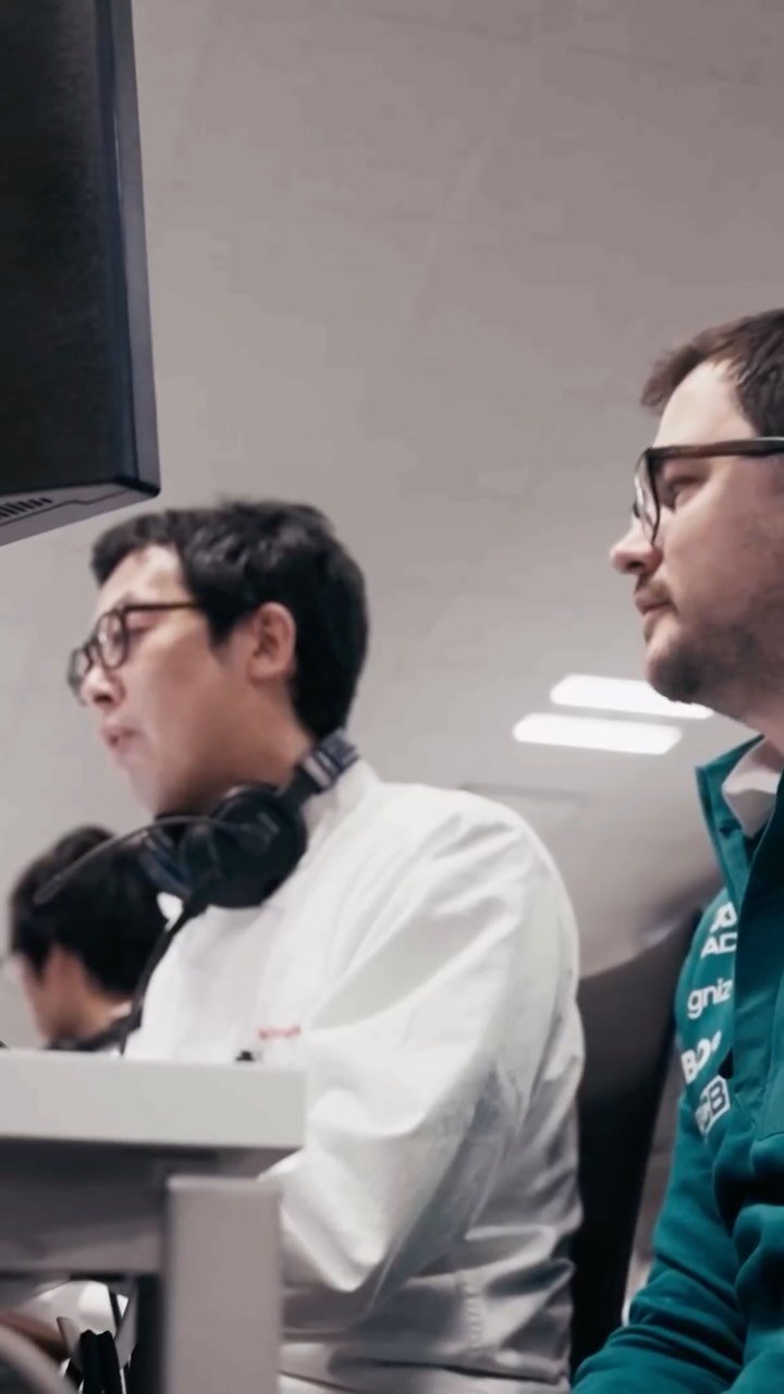 hondaracingf1 게시물 이미지: Between the races, the push doesn’t stop.

#F1