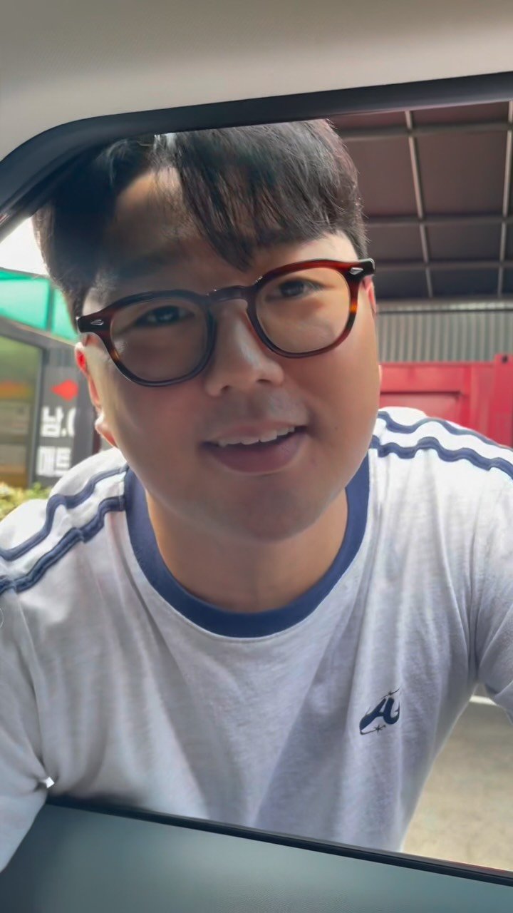 hong.yaeree 게시물 이미지: 이게 여름휴가짘ㅋㅋㅋㅋㅋㅋ 잘있으라 변서방
사실은...