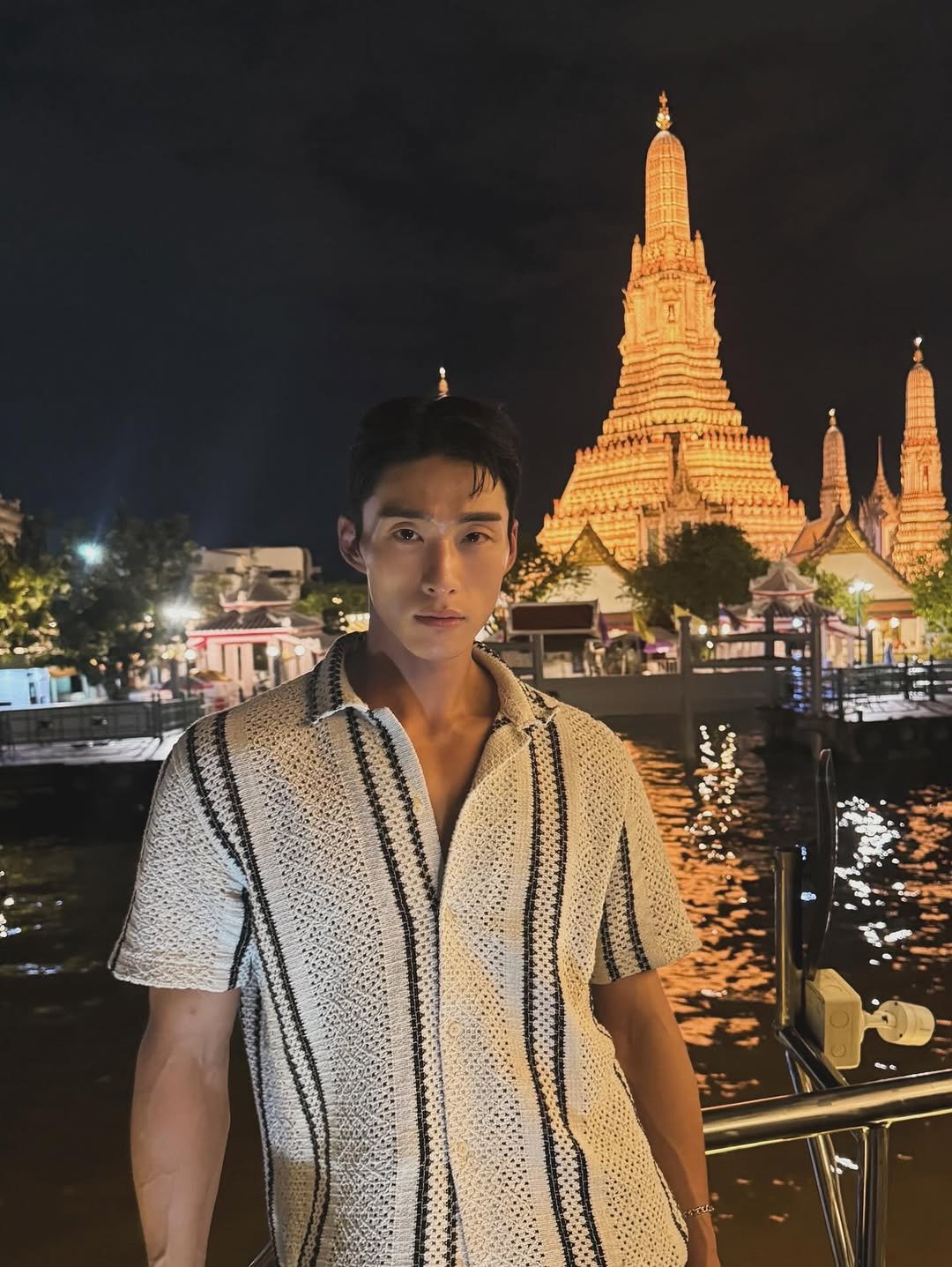 Photo by 홍버즈 on September 07, 2025. May be an image of Shwedagon Pagoda.