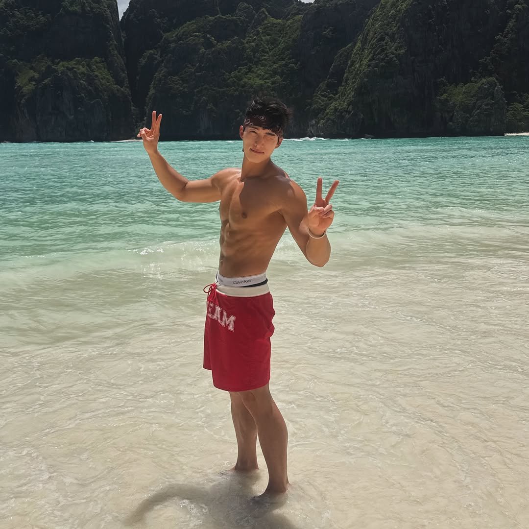 hongbuzz_99 게시물 이미지: 눈이 안떠져 샤갈.