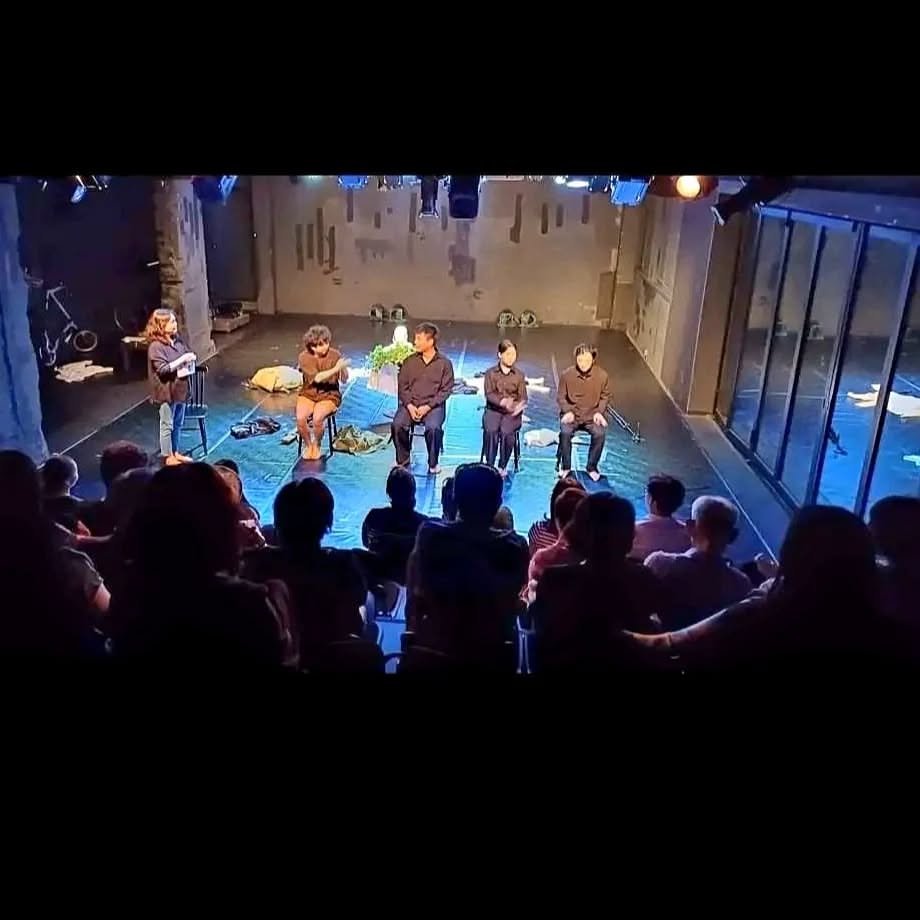 Photo by 홍두깨책방 & 카페 on August 03, 2024.