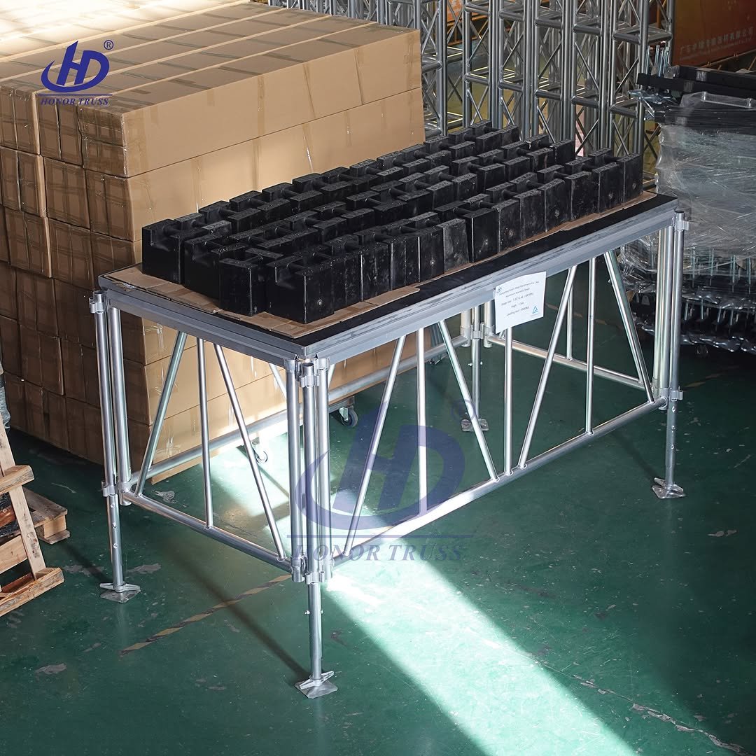 Photo by Honortruss.Sunny on April 15, 2025.