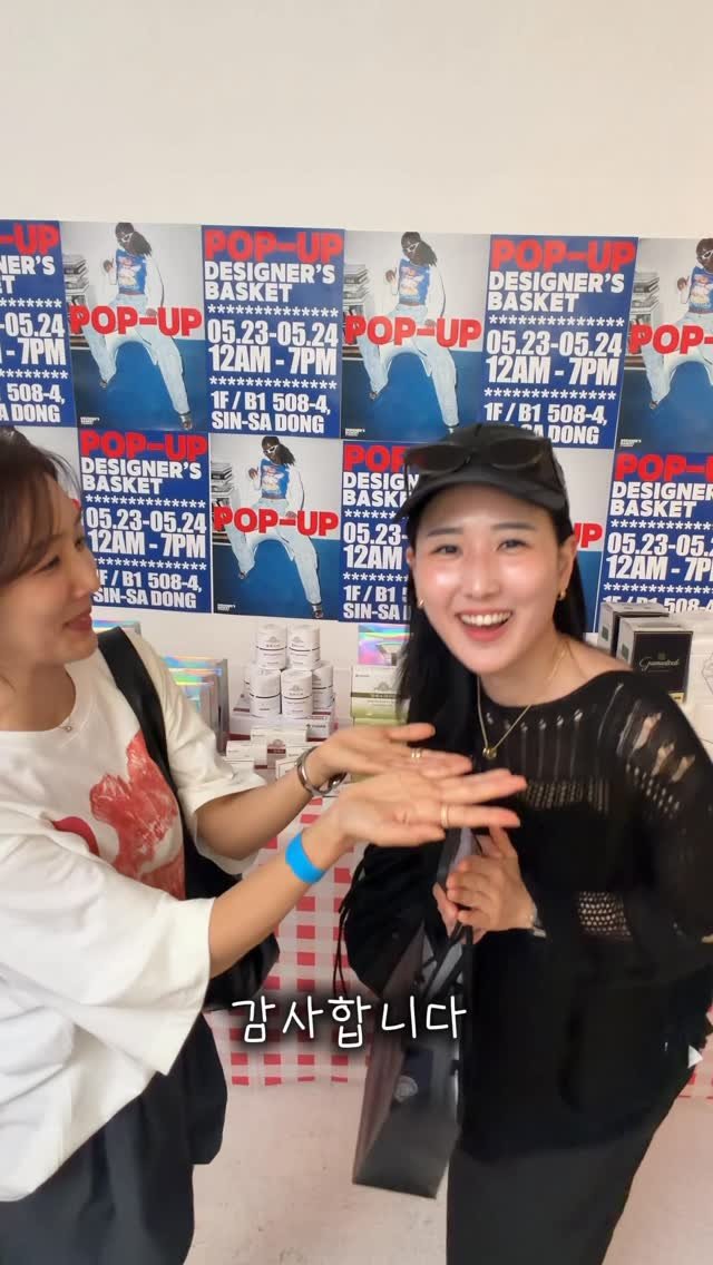 hoo_mom__ 게시물 이미지: 유림이 내 1호팬 😆 
고마워어~~🩵🩵🩵