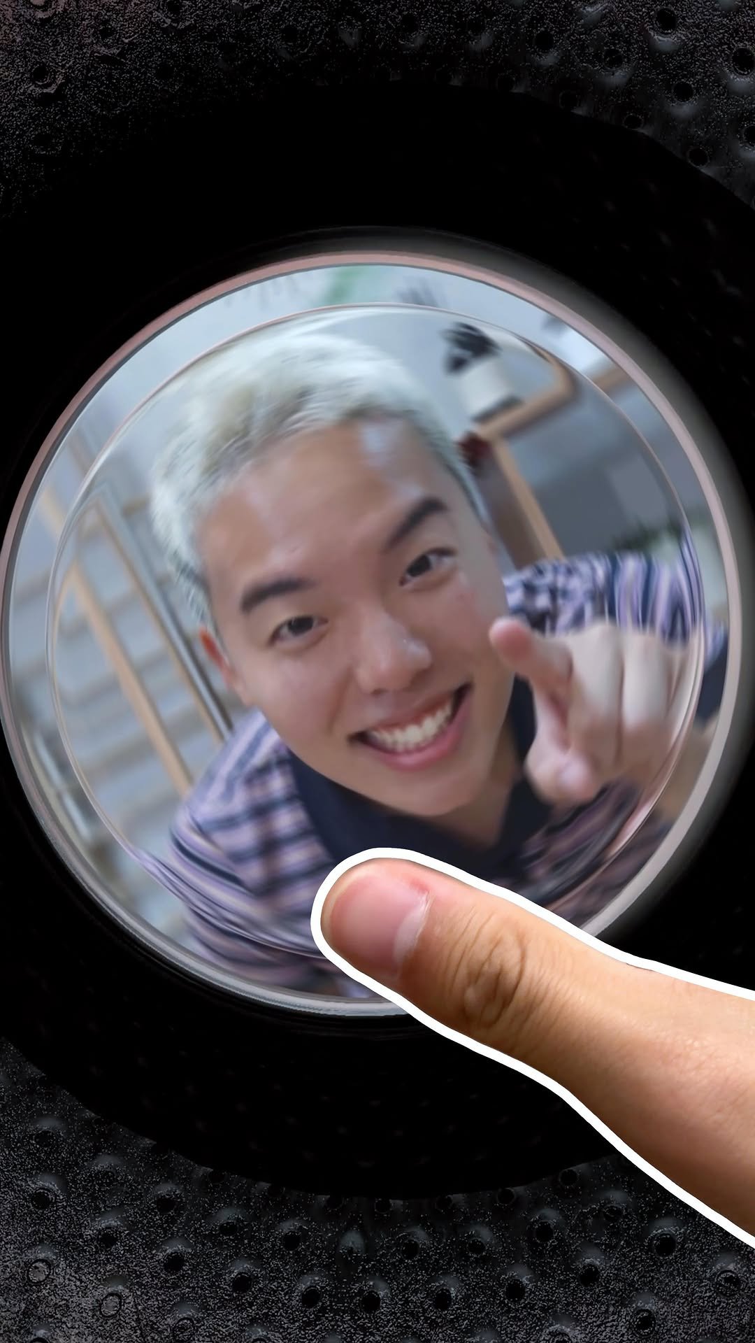 hoon2trip 게시물 이미지: #광고 by @lgelectronics_kr
손가락 하나로 청소 끝내는 법 🧼

전...