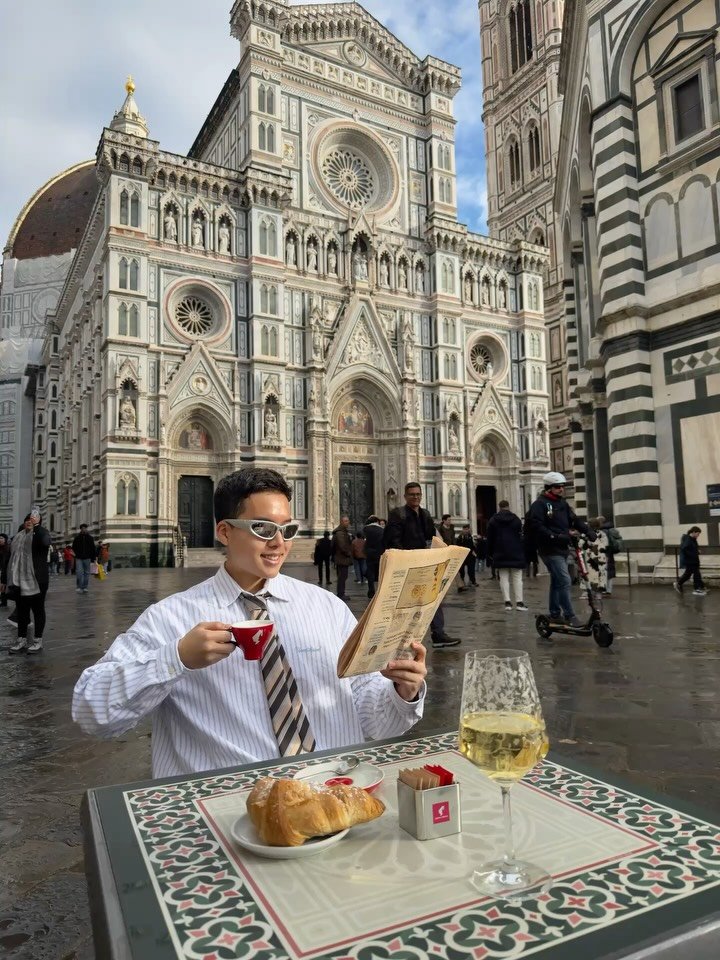 hoon2trip 게시물 이미지: 유럽에서 사진 잘 나오는 법 : 2유로 짜리 신문 ༚✧˳⁺⁎

요즘 유행하는 글리치...