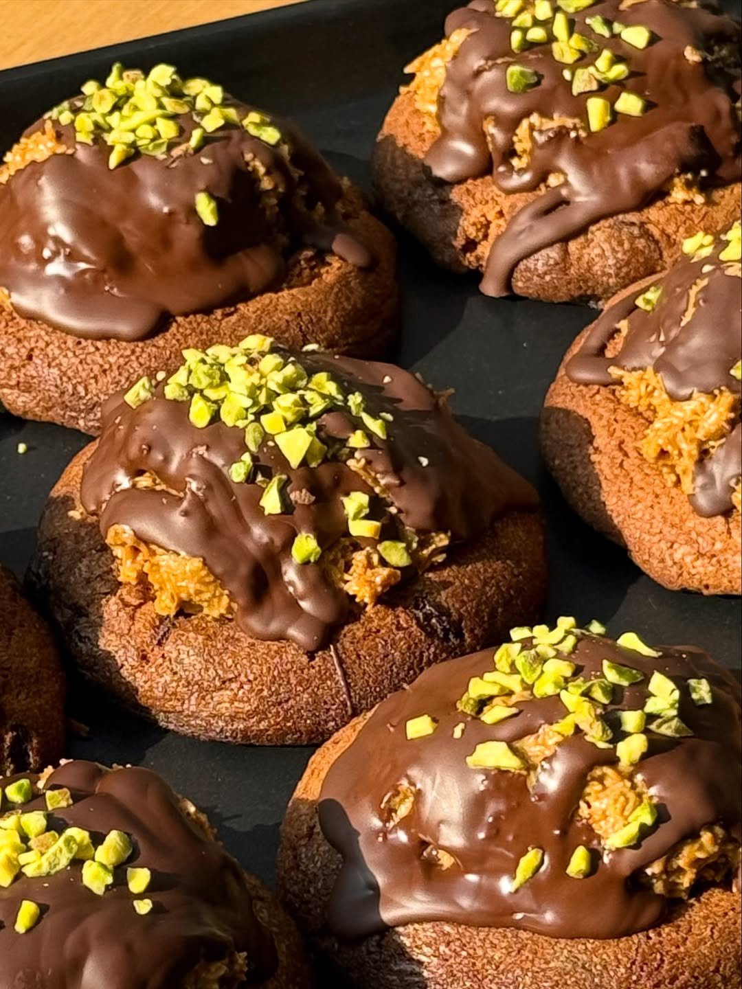 Photo by 수원 카페 | 호랑 : 좋을 호, 물결 랑 in 살기좋은 수원아이파크시티 with @horang.goodwaves. May be an image of cake.