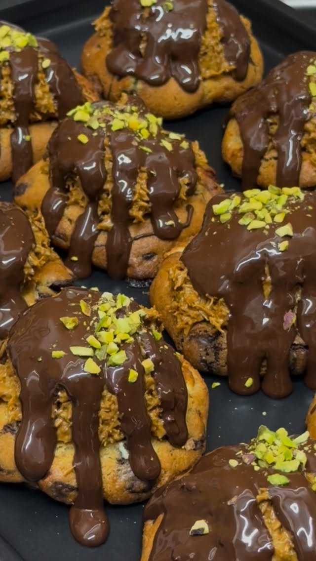 horang.goodwaves 게시물 이미지: 카다이프 잔뜩 올라간 두바이 쿠키 일찍 품절 되어서 수량 늘려서 준비했어요 👩‍🍳 감사합니다 🍪🤎