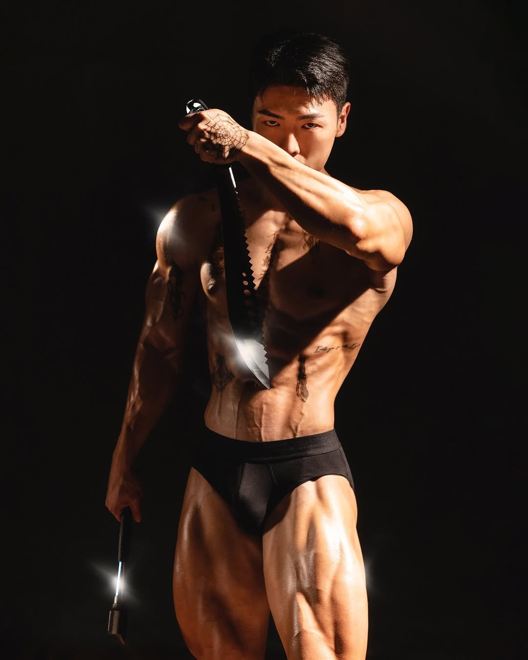 horuragi__ 게시물 이미지: :
𝑪𝒐𝒏𝒄𝒆𝒑𝒕. 범죄도시 2, 강해상

도끼는 뭉툭했지만, 카타나는 정말로...