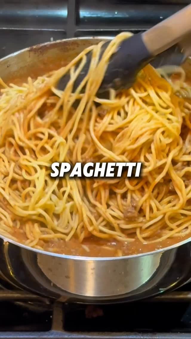 hosseinfitness_ 게시물 이미지: 🍝🔥 SPAGHETTI MEAL PREP 🔥🍝

INGREDIENTS: 👇🏽...