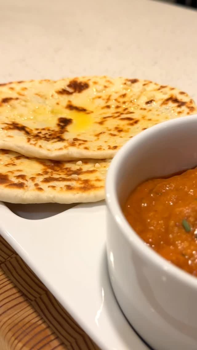 hosseinfitness_ 게시물 이미지: 🔥👇 Full Recipe

🫓 GARLIC NAAN 🫓 

Ingredients:...
