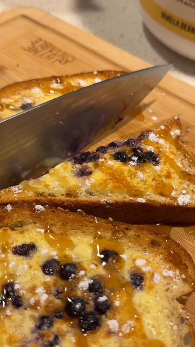 hosseinfitness_ 게시물 이미지: 🍋🫐PROTEIN CUSTARD TOAST🫐🍋

INGREDIENTS: 👇🏽 

2...