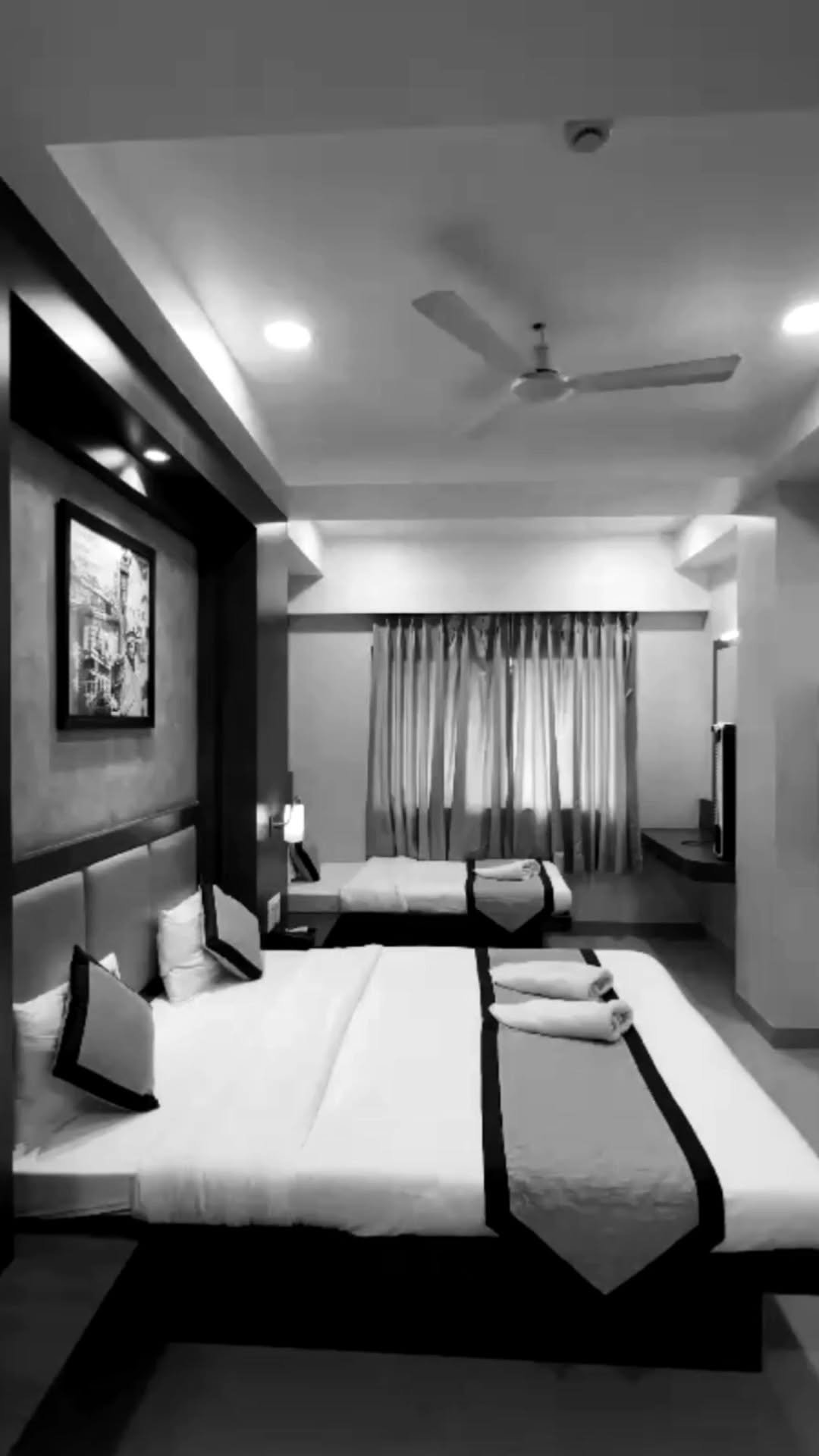 hotelorientelite 게시물 이미지: Looking for the best Hotel in Solapur?
👉...