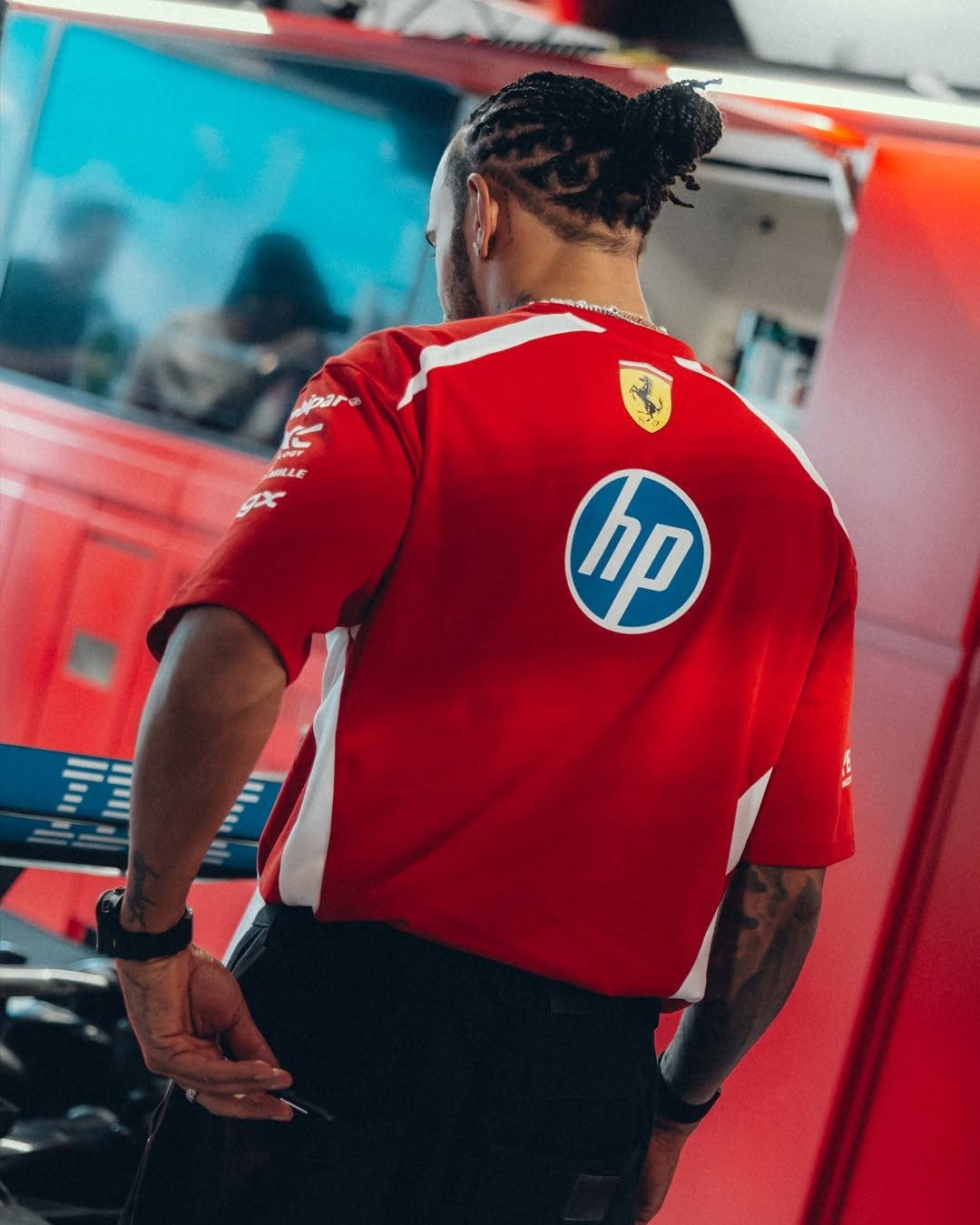 hp 게시물 이미지: Almost time to get down to business 🤝