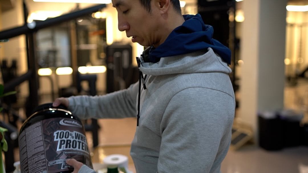 hpaper89 게시물 이미지: 맛있는 밀크초콜렛도 한통 끝났네
오랜만에 라베리맛으로 가야겠다 🦾
부상 회복하느리...