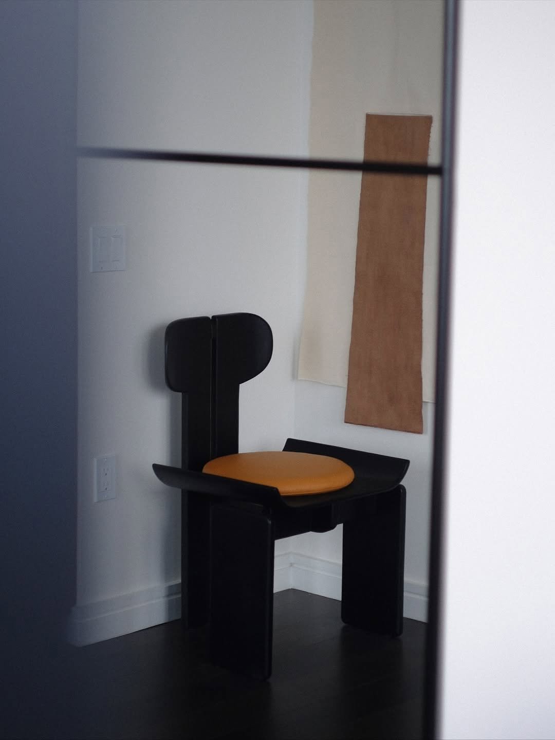 Photo shared by HPIX 에이치픽스 on November 03, 2025 tagging @sem_milano. May be an image of mirror and text.