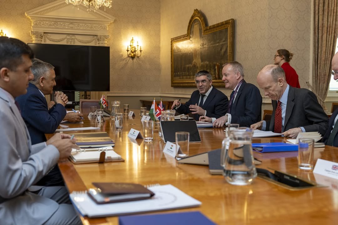 Photo by HQ IDS India Official Account on April 21, 2026. May be an image of the Oval Office, office and text.