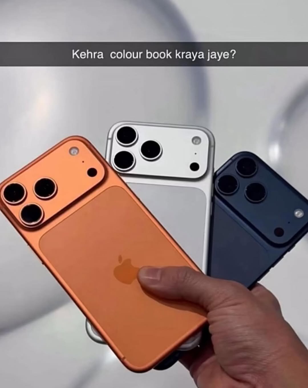 Photo by HARPREET SINGH in Delhi, India. May be an image of phone, screen and text that says 'Kehra colour book kraya Kehracolourbookkrayajaye? jaye?'.