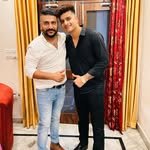 vlogsbysumit 프로필 사진