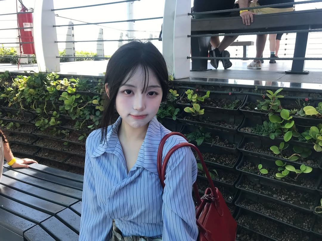 hseoww 게시물 이미지: 다들 잘지내구 있지...? 이 옷들 포함한 착장정보 룩북은 화욜에 릴스로...