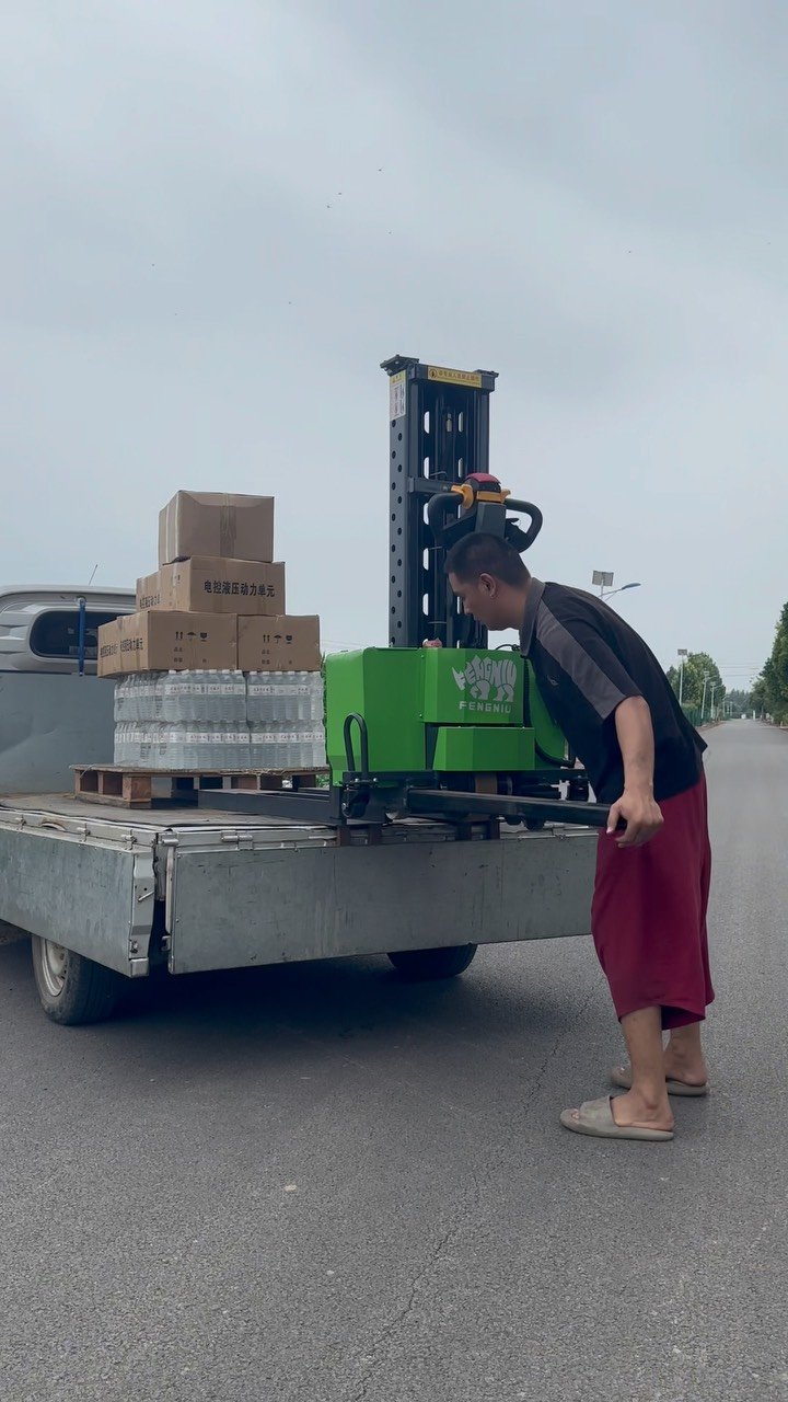 huahuawangwang 게시물 이미지: Portable forklift, follow your vehicle to...