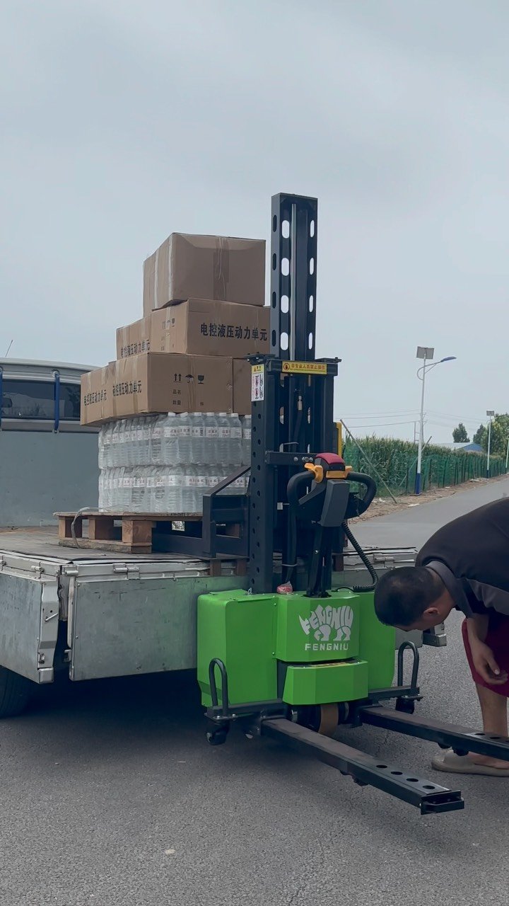 huahuawangwang 게시물 이미지: A pallet truck that can follow your vehicle...