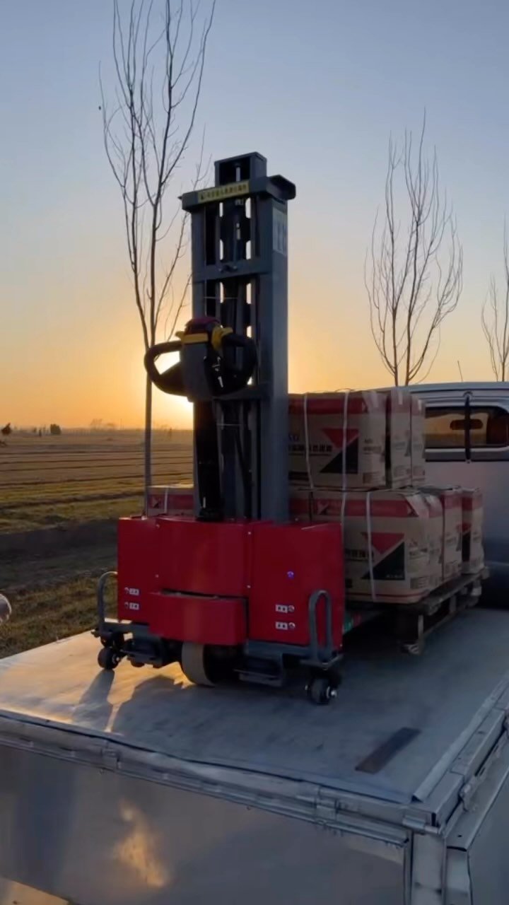 huahuawangwang 게시물 이미지: simple forklift