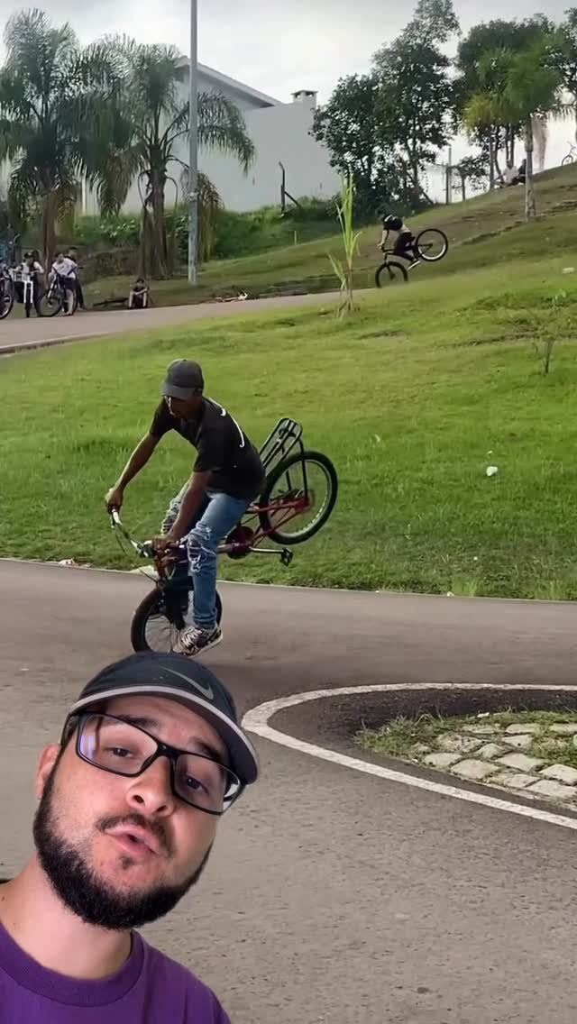 hudsonudg 게시물 이미지: Nunca queira passar por isso no RL de bike,...