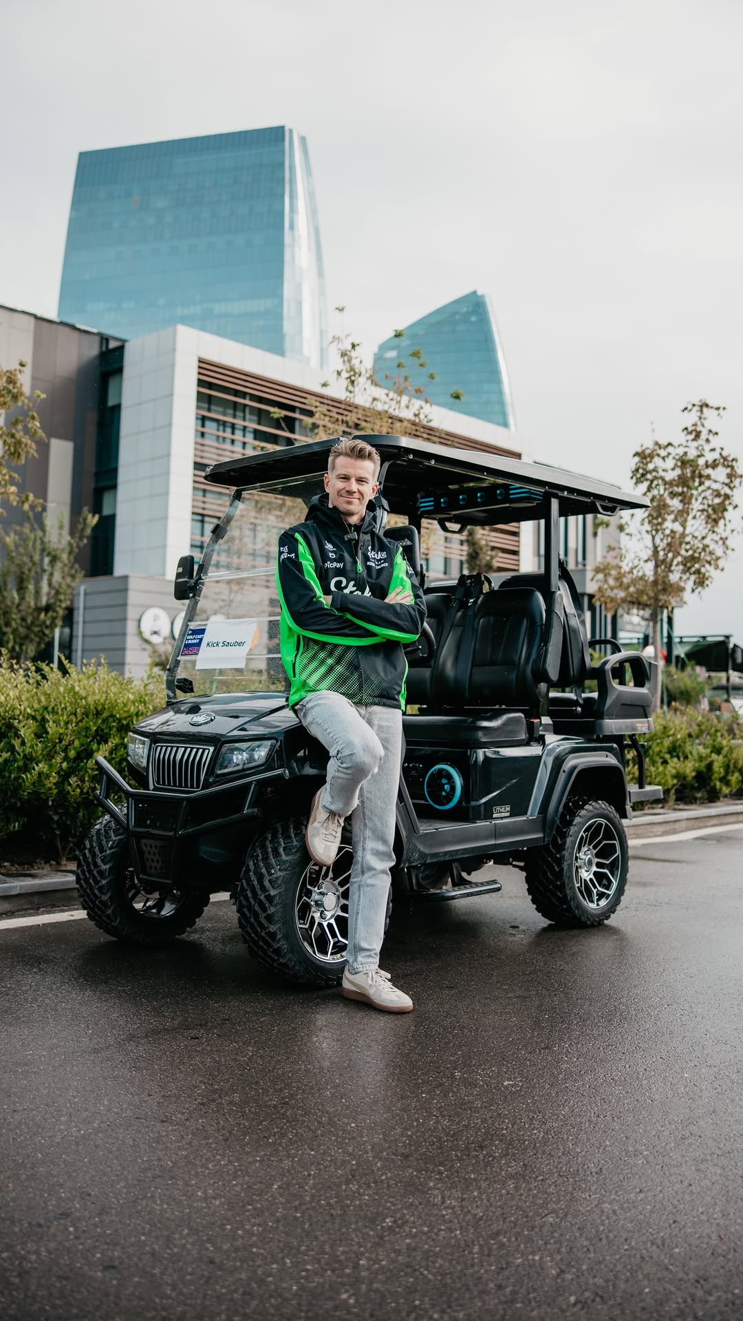 hulkhulkenberg 게시물 이미지: We’d give Nico a 5-star rating ⭐🚕