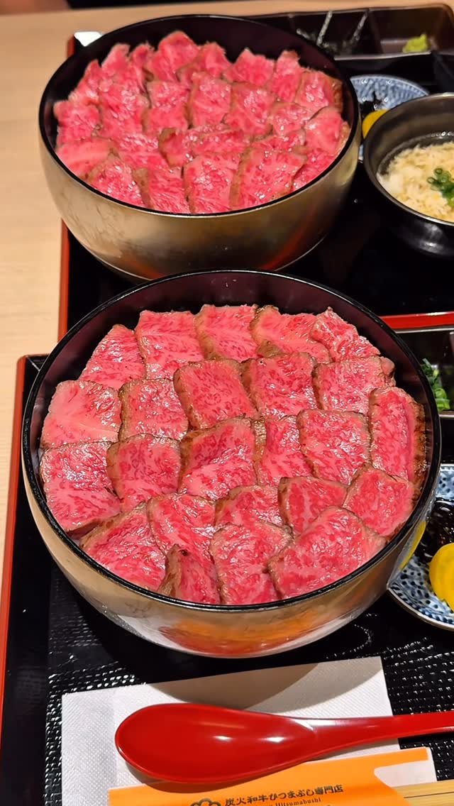 humozii 게시물 이미지: 【肉プロが厳選した飛騨牛サーロインのレア肉ひつまぶし】

今日、紹介するお店は愛知県の名古屋市...