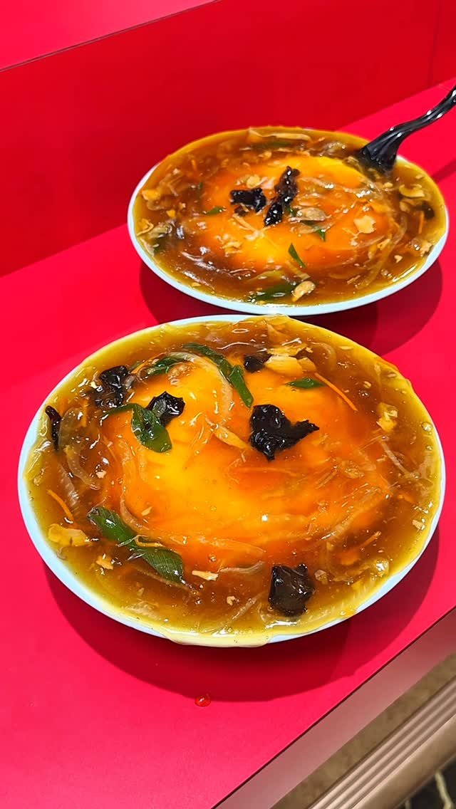 humozii 게시물 이미지: 【1日2500個の卵が消えて安くて美味いフライング天津丼】

今日、紹介するお店は広島県の広島...