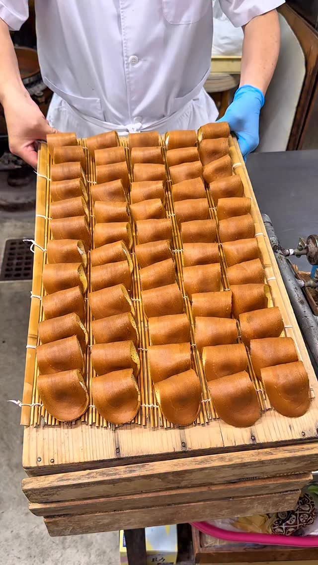 humozii 게시물 이미지: 【地元で65年愛された一口どら焼きめっけた焼き】

今日、紹介するお店は愛知県の名古屋市守山区...