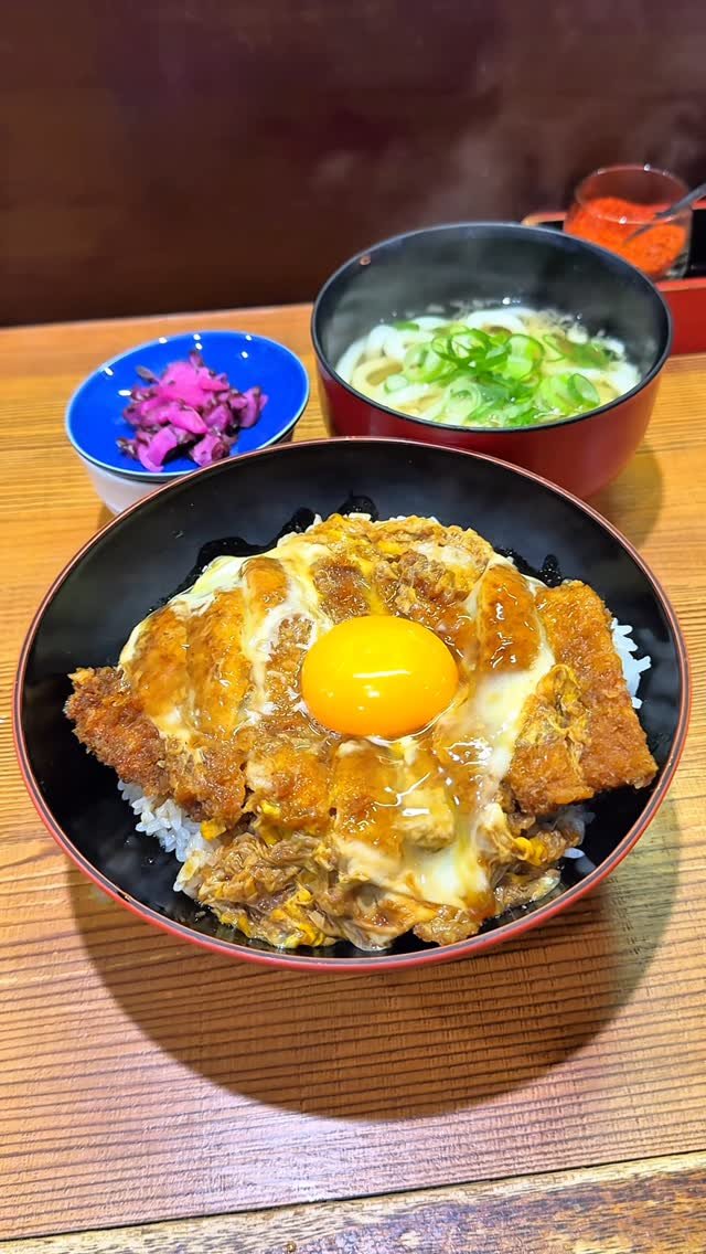 humozii 게시물 이미지: 【博多で働く人達の胃袋ささえて50年...