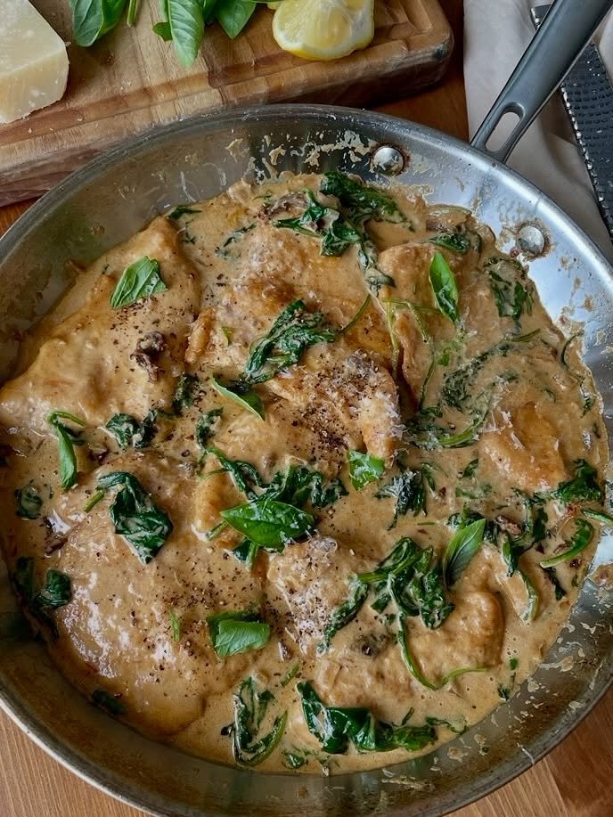 Photo by Stella Drivas 🇬🇷🇺🇸 on October 01, 2025. May be an image of ossobuco, sauce and text.