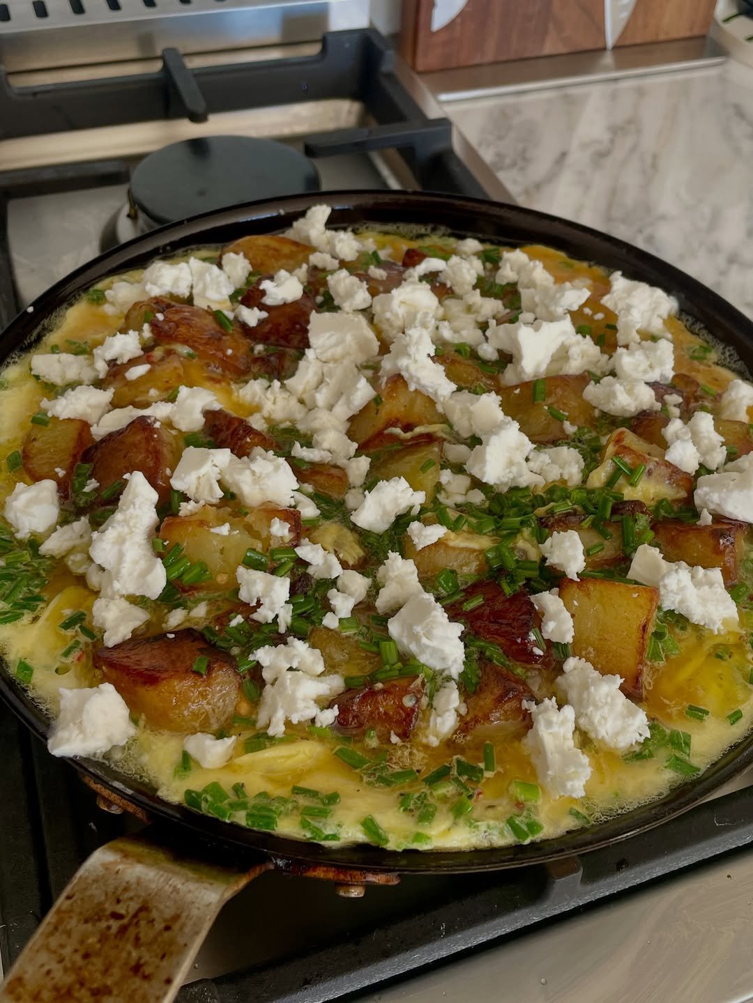 Photo by Stella Drivas 🇬🇷🇺🇸 on December 24, 2025. May be an image of shepherd's pie, ossobuco, saucepan, vegetable and text.