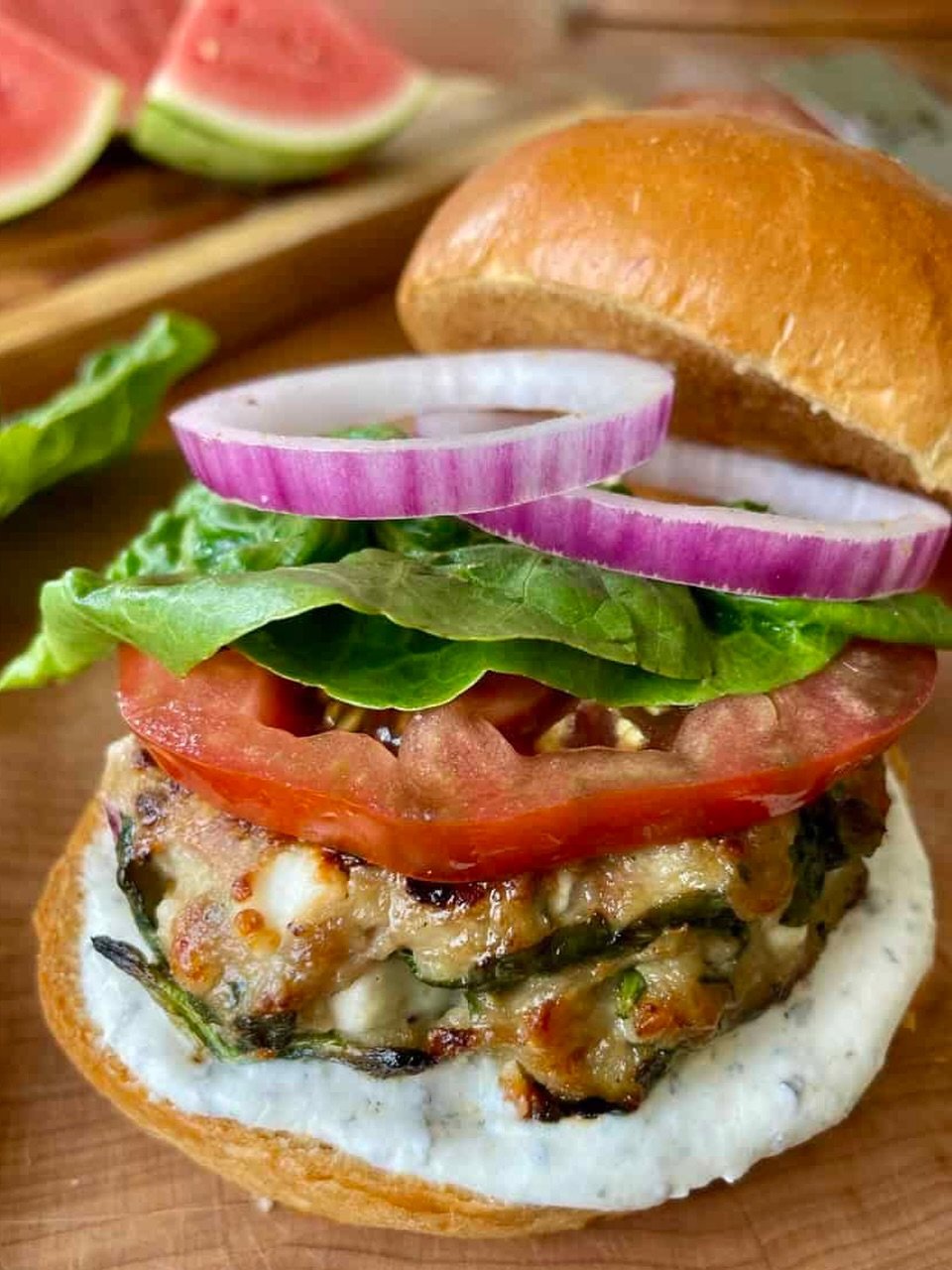 hungry.happens 게시물 이미지: HIGH PROTEIN + LOW CARB GREEK STYLE BURGERS...