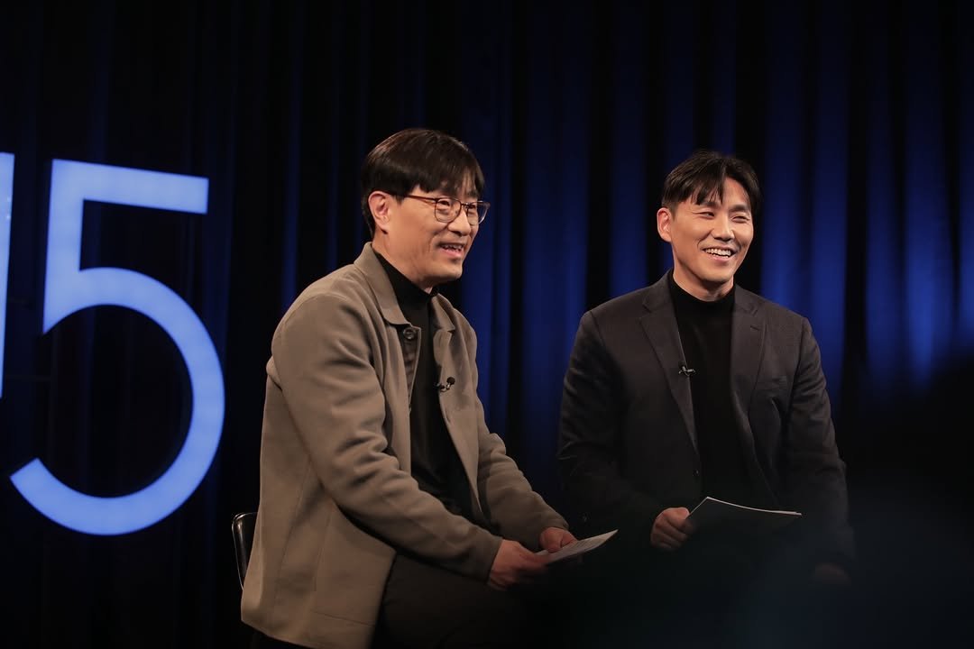 Photo shared by 오현호 파일럿 <행동력 수업> on February 09, 2026 tagging @bumjoonkoo, and @sebasi15. May be an image of one or more people, newsroom and text.