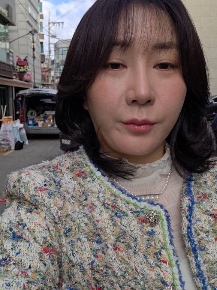 huranna 게시물 이미지: 오늘도 사람 만들어준 그리고알리스😚
오늘 트위드 자켓 하나 입고 다녔눈데도...