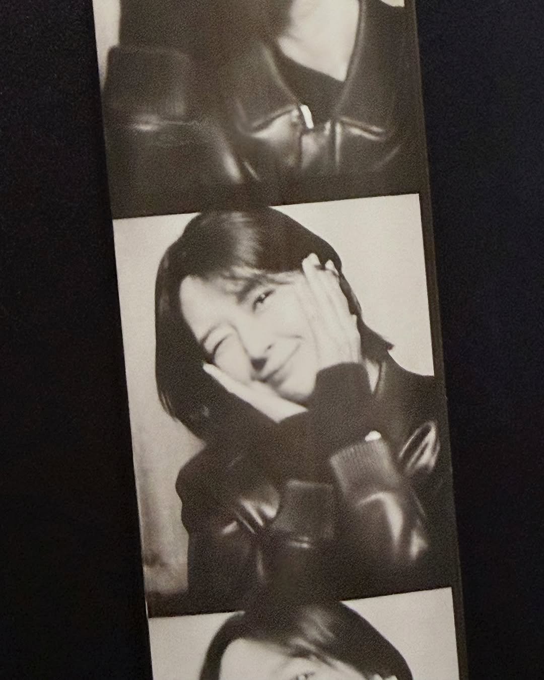 Photo by 권나라 on January 23, 2026. May be a black-and-white image of one or more people, bangs and text.