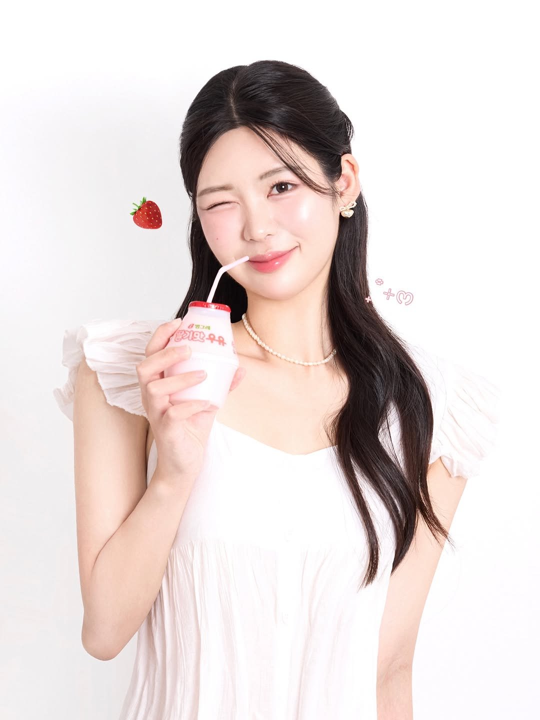 Photo shared by 황베리 on August 26, 2025 tagging @hajeong_preppy. May be an image of 1 person and text that says '8월그 アャ 정기맛우유 ዩዱ 93'.