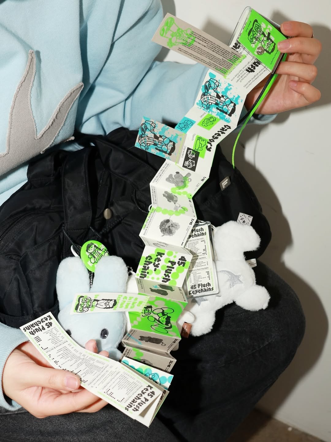 Photo shared by 하우풀리소클럽 HWFRISOCLUB on December 12, 2025 tagging @seeun_illust. May be an image of money, turnstile and text.