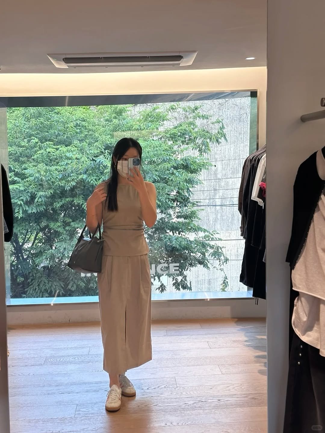 hxez.0.ji 게시물 이미지: 🥵
#38도