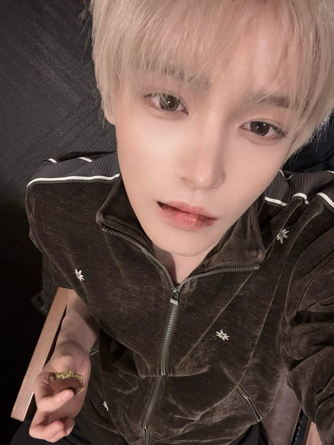 Photo by 장한음 HANEUM on February 14, 2026. May be an image of one or more people, hair and text.