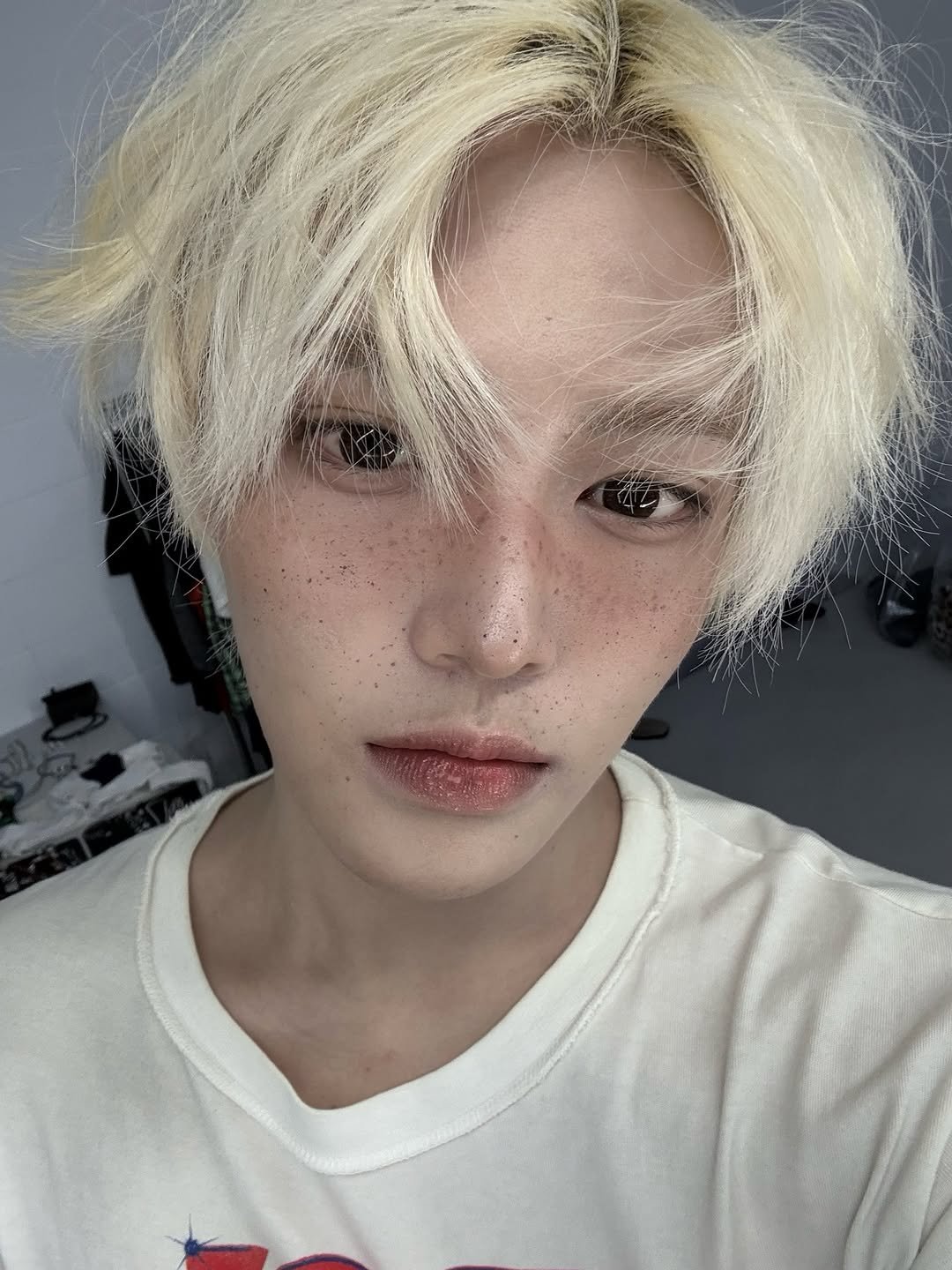 Photo by 장한음 HANEUM on December 09, 2025. May be an image of one or more people and bangs.