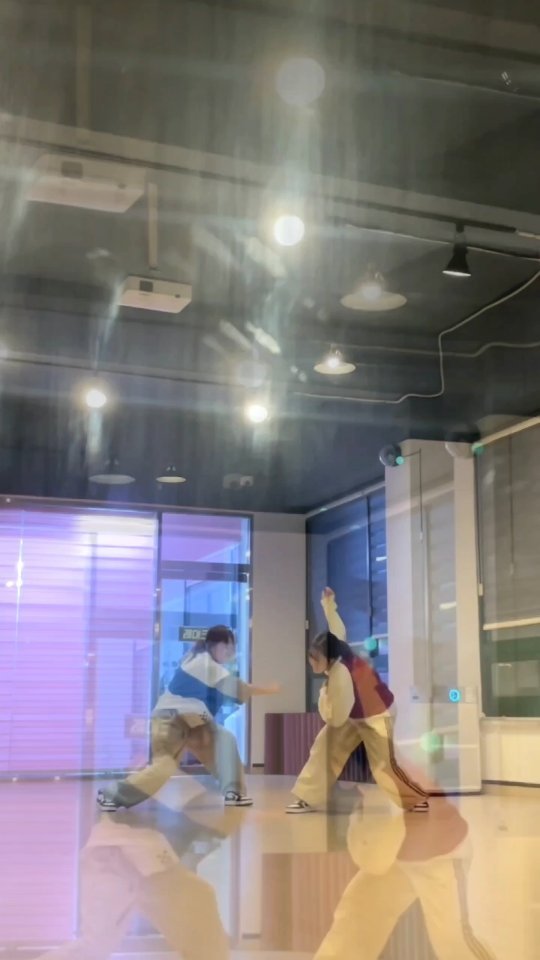 hxnnxoz 게시물 이미지: 💙

Choreography by me. 

🎵 @woodz_dnwm...