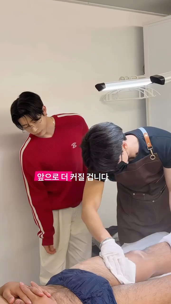 hxx9_6 게시물 이미지: 남자관리 시장은 앞으로 더 커질 겁니다.

예전엔 남자가 관리를 하면
유난이라는...