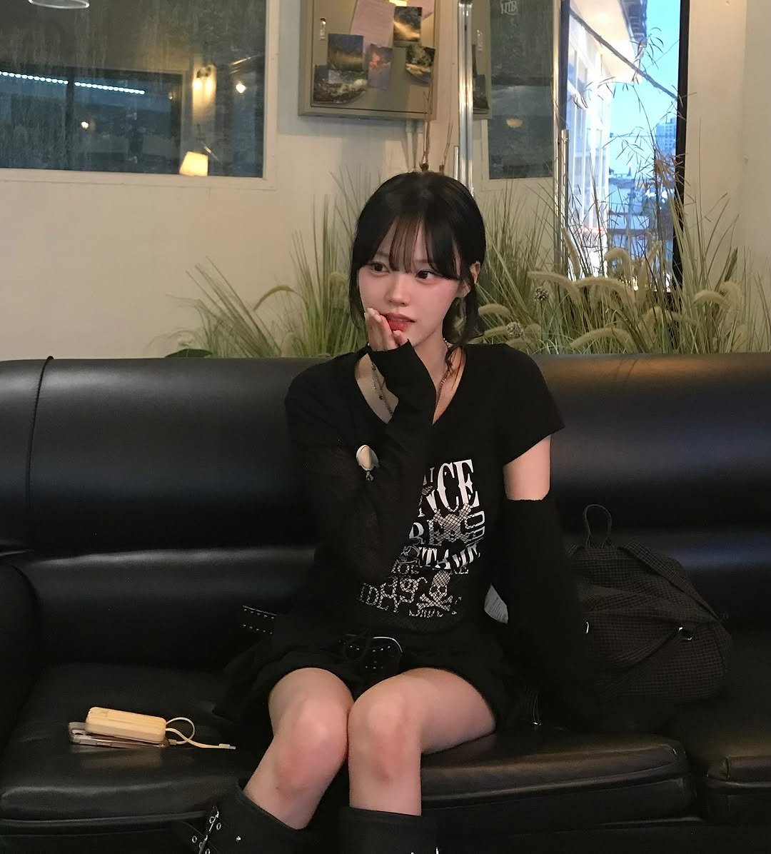 Photo by 뭐혜연 on July 28, 2025. May be an image of 1 person.